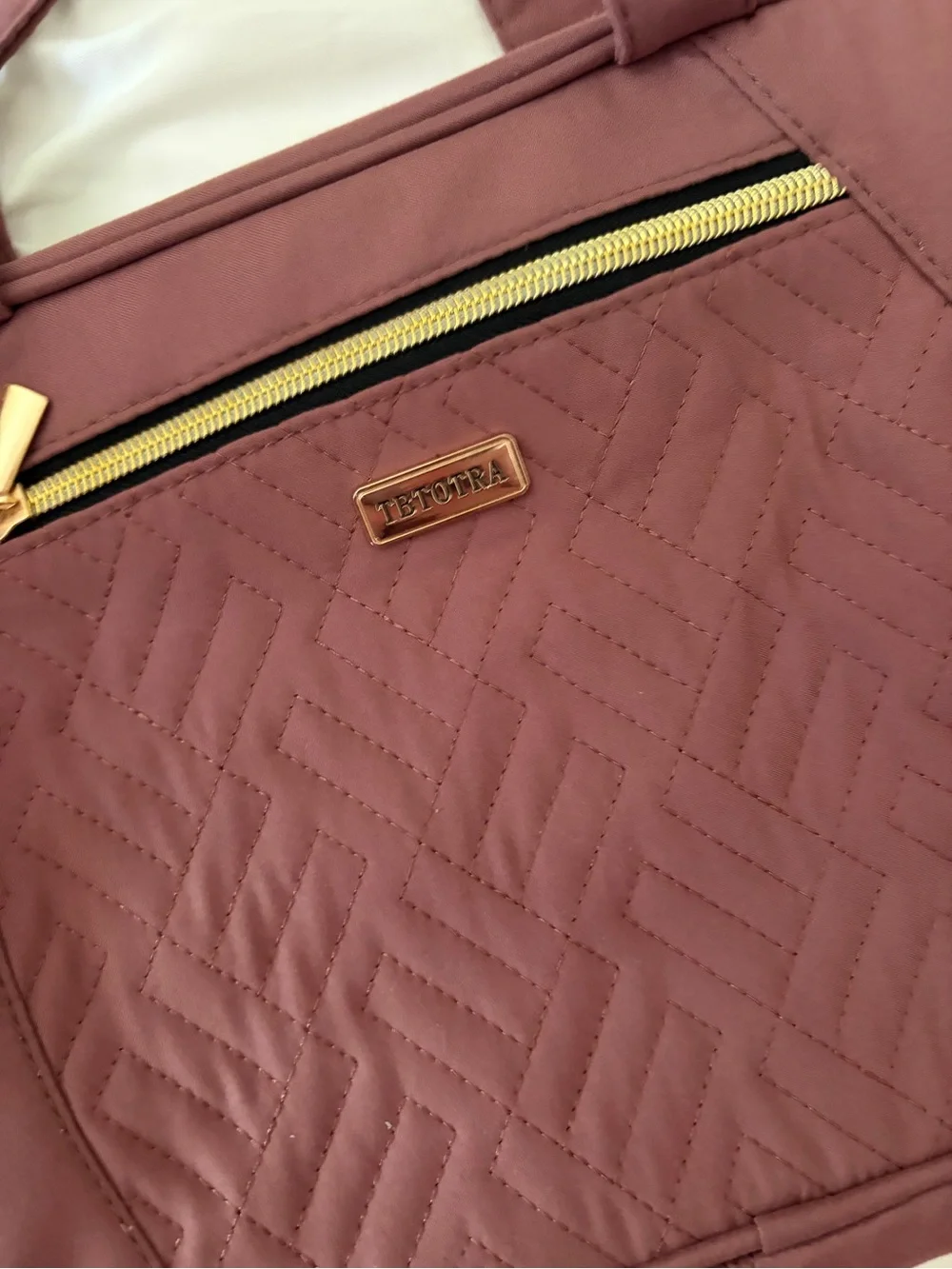 Quilted Mauve Hanging Cosmetic Bag